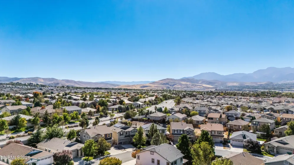 2348 Clementine, Reno, Nevada 89521, 3 Bedrooms Bedrooms, ,2 BathroomsBathrooms,Residential,Residential,Clementine,0,260012596