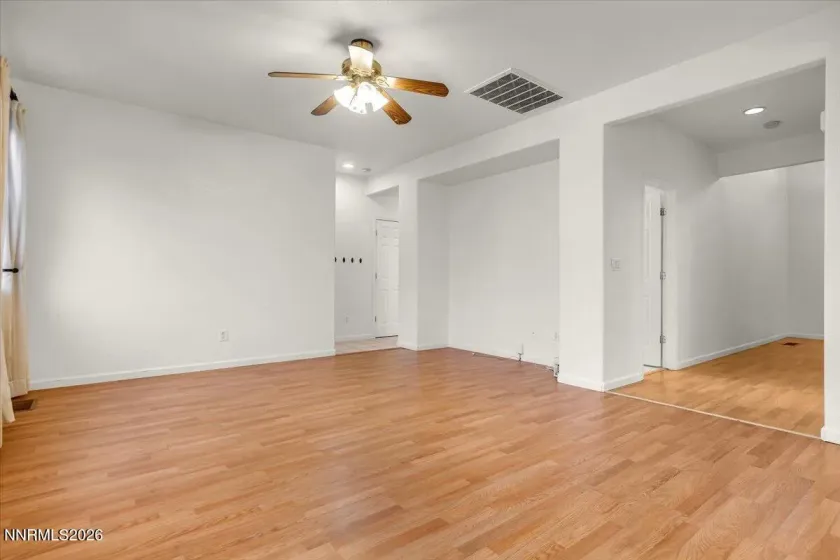 8957 Sorcha, Reno, Nevada 89506, 5 Bedrooms Bedrooms, ,4 BathroomsBathrooms,Residential,Residential,Sorcha,0,260012597
