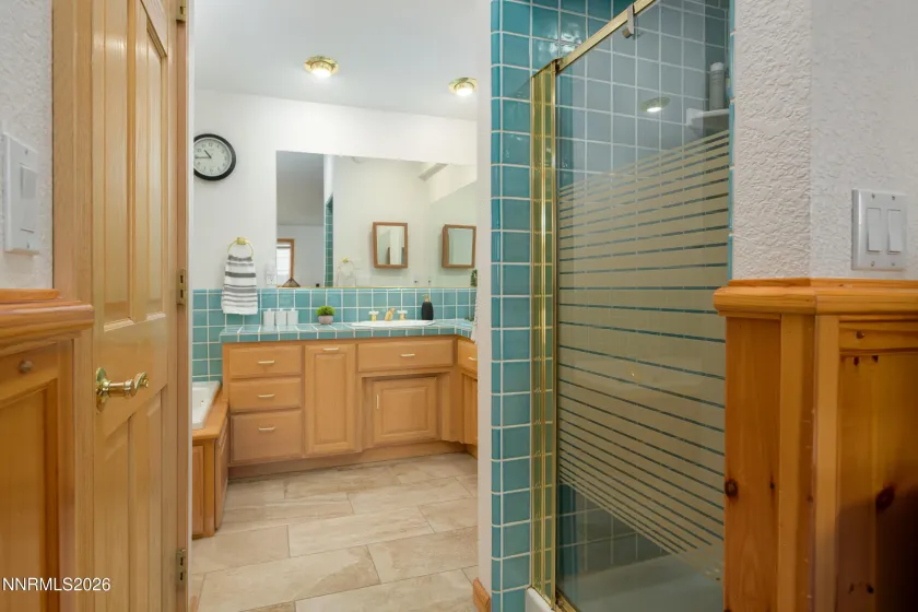 1393 Jobs Peak, Gardnerville, Nevada 89460, 3 Bedrooms Bedrooms, ,2 BathroomsBathrooms,Residential,Residential,Jobs Peak,0,260012599