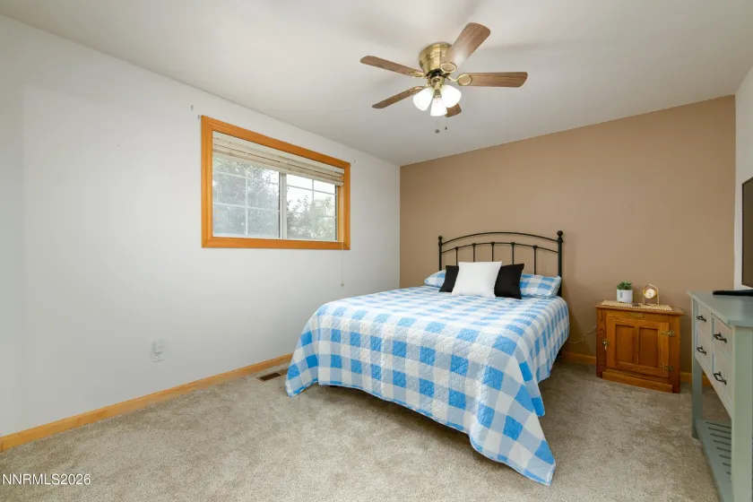 1393 Jobs Peak, Gardnerville, Nevada 89460, 3 Bedrooms Bedrooms, ,2 BathroomsBathrooms,Residential,Residential,Jobs Peak,0,260012599