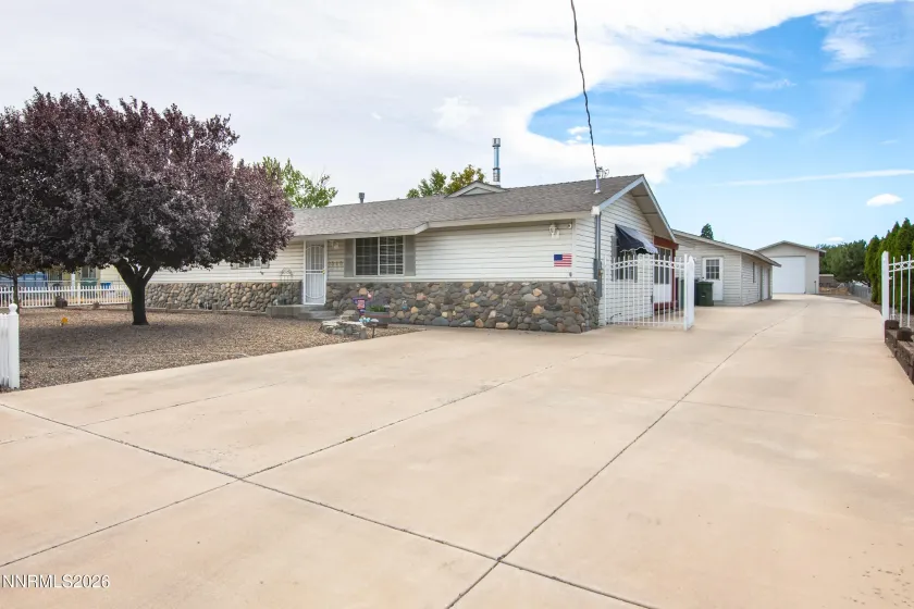 1393 Jobs Peak, Gardnerville, Nevada 89460, 3 Bedrooms Bedrooms, ,2 BathroomsBathrooms,Residential,Residential,Jobs Peak,0,260012599