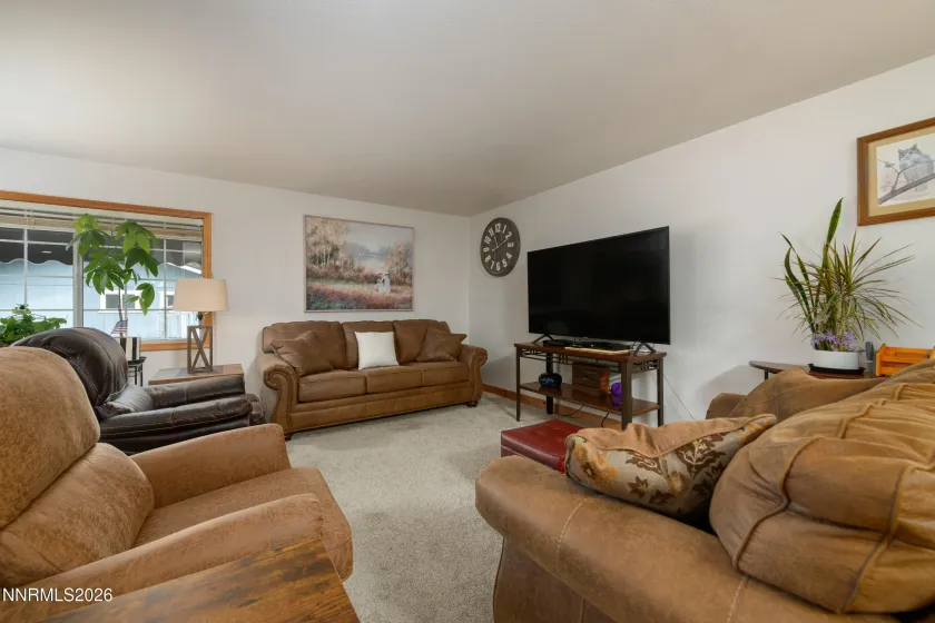 1393 Jobs Peak, Gardnerville, Nevada 89460, 3 Bedrooms Bedrooms, ,2 BathroomsBathrooms,Residential,Residential,Jobs Peak,0,260012599