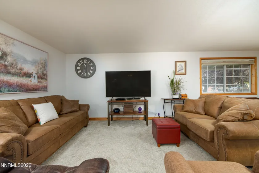 1393 Jobs Peak, Gardnerville, Nevada 89460, 3 Bedrooms Bedrooms, ,2 BathroomsBathrooms,Residential,Residential,Jobs Peak,0,260012599
