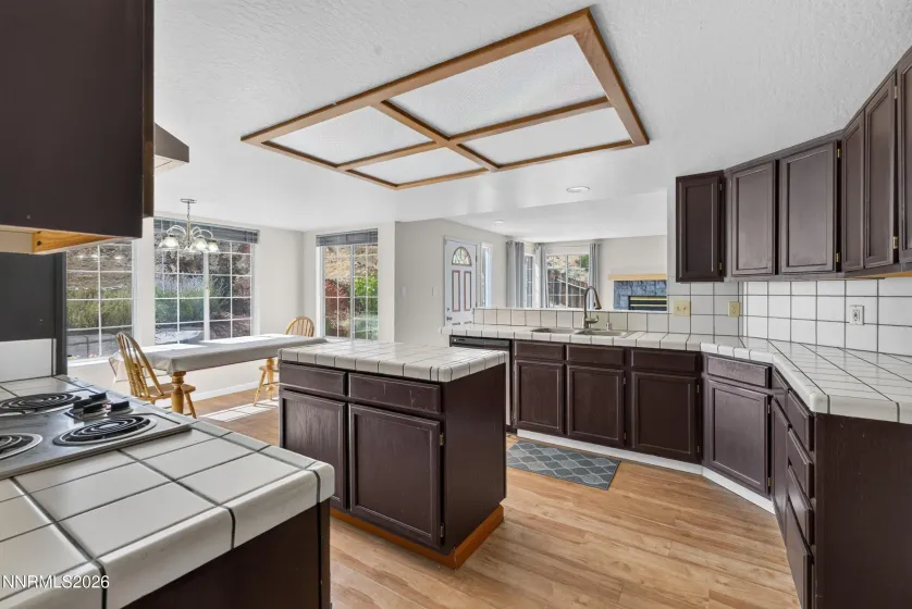 4343 Roundstone, Sparks, Nevada 89436, 4 Bedrooms Bedrooms, ,3 BathroomsBathrooms,Residential,Residential,Roundstone,0,260012600