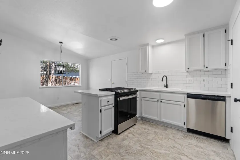 426 Keystone, Dayton, Nevada 89403, 3 Bedrooms Bedrooms, ,2 BathroomsBathrooms,Residential,Residential,Keystone,0,260012601