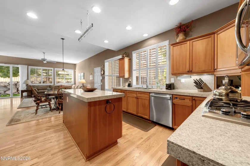 1770 Caughlin Creek, Reno, Nevada 89519, 3 Bedrooms Bedrooms, ,3 BathroomsBathrooms,Residential,Residential,Caughlin Creek,0,260012603