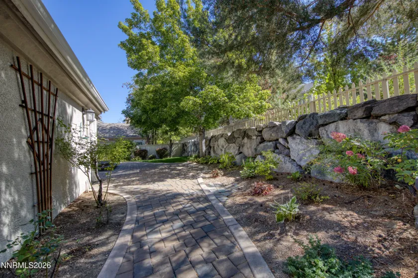 1770 Caughlin Creek, Reno, Nevada 89519, 3 Bedrooms Bedrooms, ,3 BathroomsBathrooms,Residential,Residential,Caughlin Creek,0,260012603