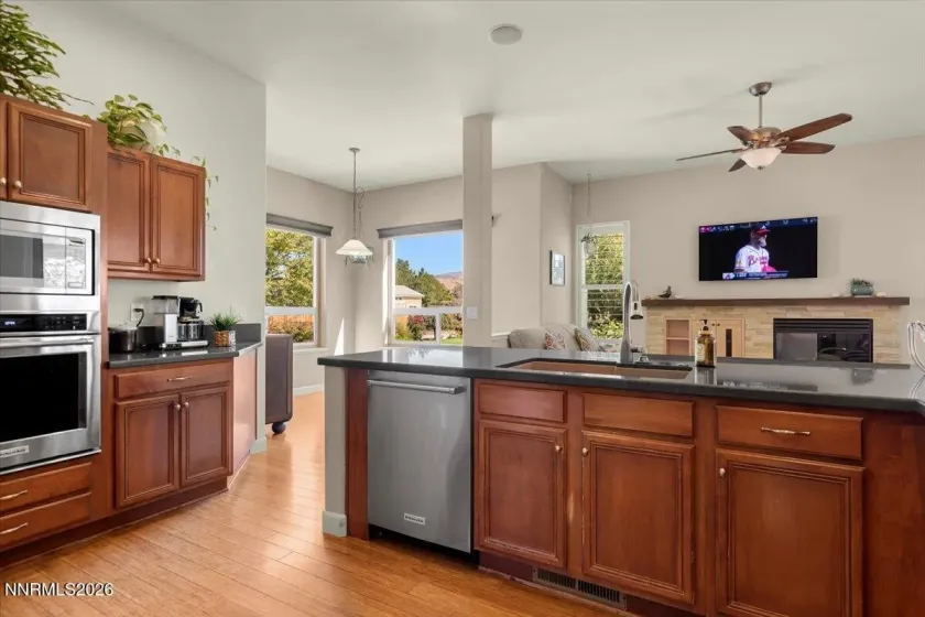 8060 Saunto, Sparks, Nevada 89436, 4 Bedrooms Bedrooms, ,3 BathroomsBathrooms,Residential,Residential,Saunto,0,260012604