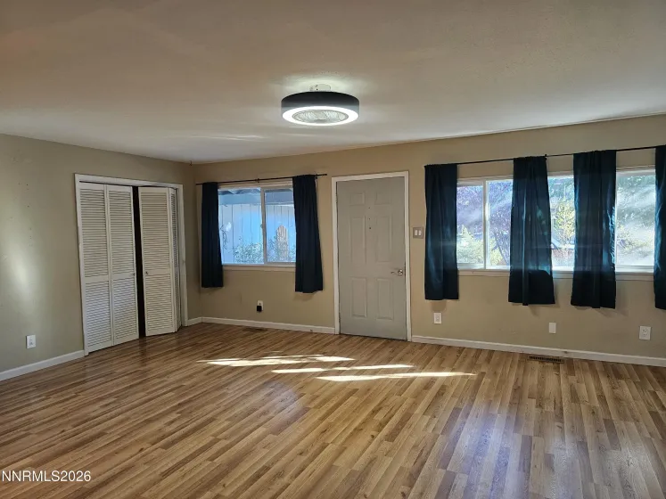 402 Corbett, Carson City, Nevada 89706, 2 Bedrooms Bedrooms, ,2 BathroomsBathrooms,Residential,Residential,Corbett,0,260012605