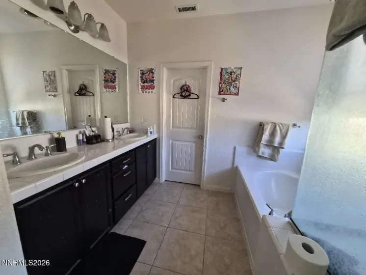 1945 Half Dome, Reno, Nevada 89521, 4 Bedrooms Bedrooms, ,3 BathroomsBathrooms,Residential,Residential,Half Dome,0,260012606