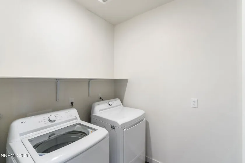 880 Jill Marie, Fernley, Nevada 89408, 3 Bedrooms Bedrooms, ,2 BathroomsBathrooms,Residential,Residential,Jill Marie,0,260012607