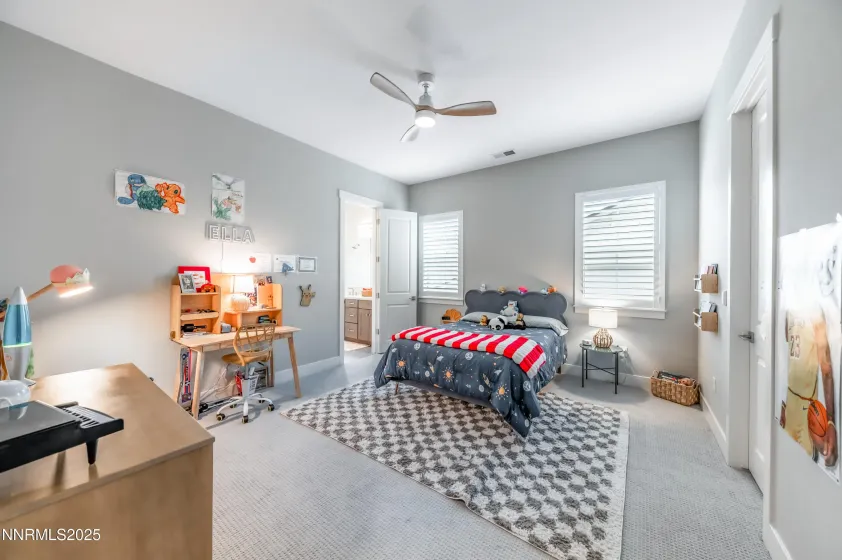 5453 Side Saddle, Reno, Nevada 89511, 5 Bedrooms Bedrooms, ,5 BathroomsBathrooms,Residential,Residential,Side Saddle,0,260012642