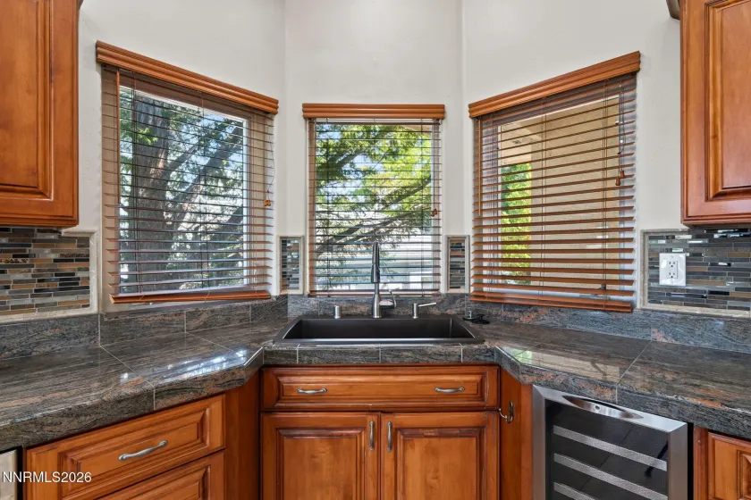 2535 Manzanita, Reno, Nevada 89509, 4 Bedrooms Bedrooms, ,4 BathroomsBathrooms,Residential,Residential,Manzanita,0,260012644