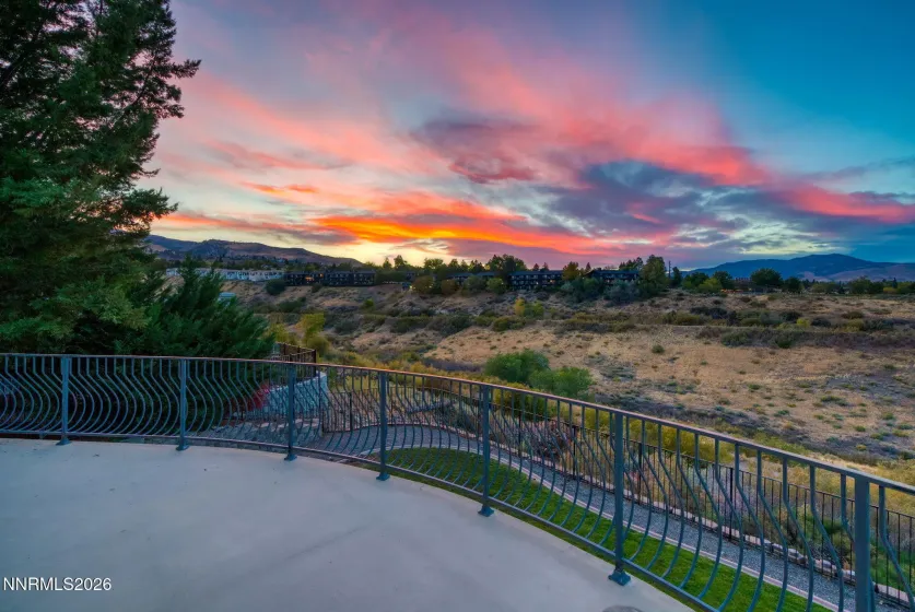 2535 Manzanita, Reno, Nevada 89509, 4 Bedrooms Bedrooms, ,4 BathroomsBathrooms,Residential,Residential,Manzanita,0,260012644