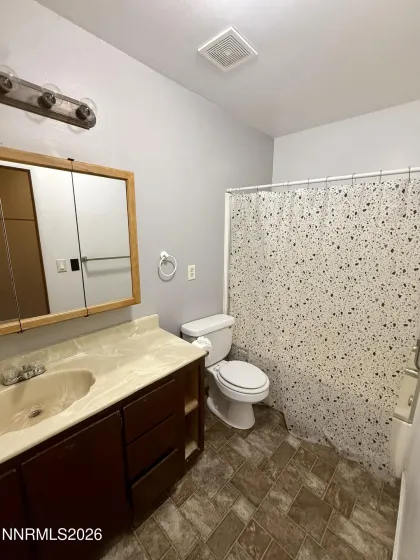 566 Douglas, Fallon, Nevada 89406, 2 Bedrooms Bedrooms, ,1 BathroomBathrooms,Residential,Residential,Douglas,0,260012650
