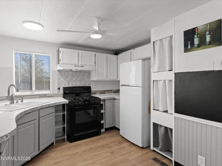 2590 Tonopah, Silver Springs, Nevada 89429, 2 Bedrooms Bedrooms, ,2 BathroomsBathrooms,Residential,Residential,Tonopah,0,260012653