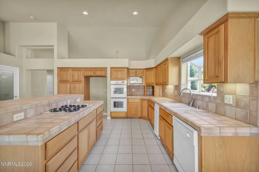 1138 Country Club, Minden, Nevada 89423, 3 Bedrooms Bedrooms, ,2 BathroomsBathrooms,Residential,Residential,Country Club,0,260012654