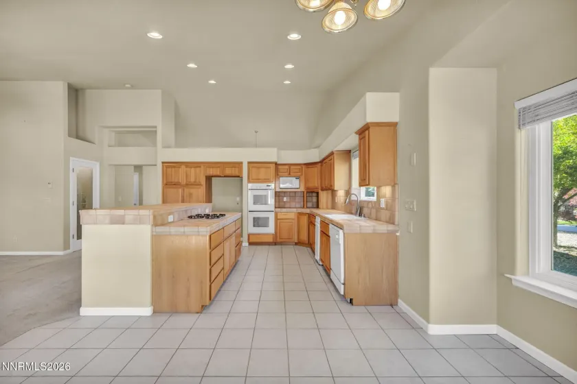 1138 Country Club, Minden, Nevada 89423, 3 Bedrooms Bedrooms, ,2 BathroomsBathrooms,Residential,Residential,Country Club,0,260012654