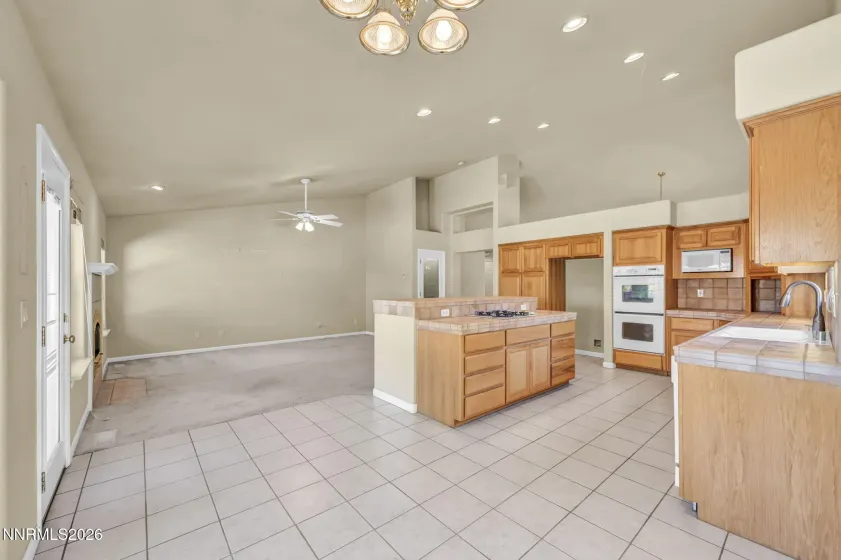 1138 Country Club, Minden, Nevada 89423, 3 Bedrooms Bedrooms, ,2 BathroomsBathrooms,Residential,Residential,Country Club,0,260012654