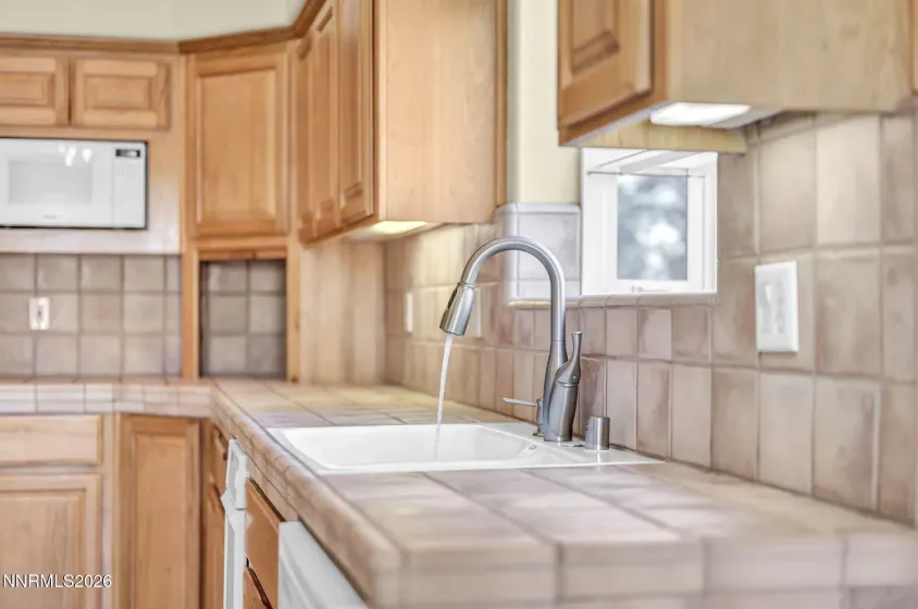 1138 Country Club, Minden, Nevada 89423, 3 Bedrooms Bedrooms, ,2 BathroomsBathrooms,Residential,Residential,Country Club,0,260012654