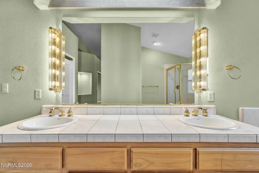 1138 Country Club, Minden, Nevada 89423, 3 Bedrooms Bedrooms, ,2 BathroomsBathrooms,Residential,Residential,Country Club,0,260012654
