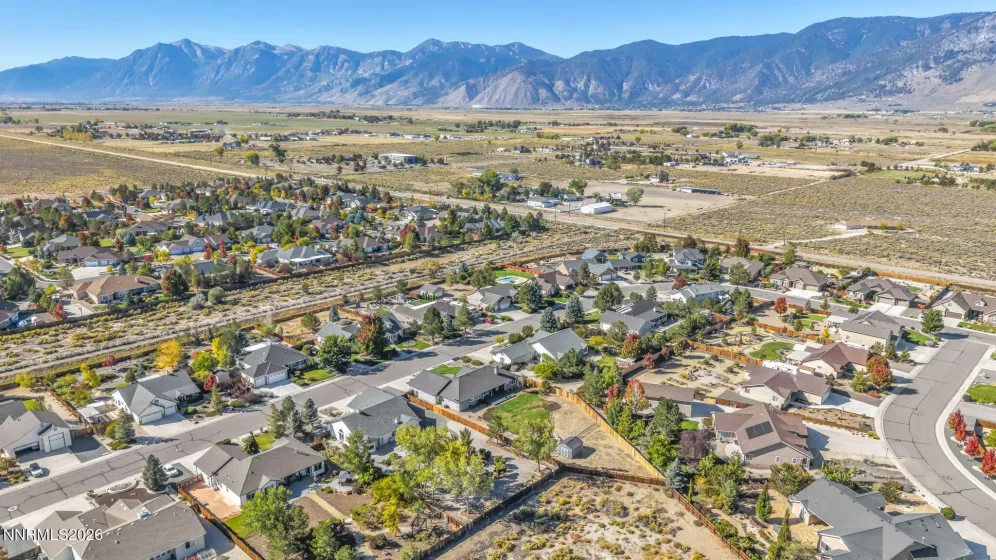1138 Country Club, Minden, Nevada 89423, 3 Bedrooms Bedrooms, ,2 BathroomsBathrooms,Residential,Residential,Country Club,0,260012654