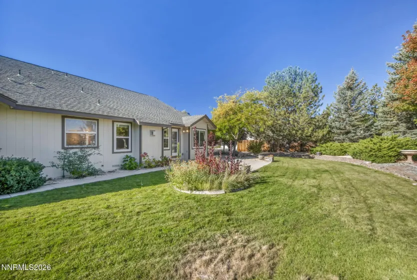 1138 Country Club, Minden, Nevada 89423, 3 Bedrooms Bedrooms, ,2 BathroomsBathrooms,Residential,Residential,Country Club,0,260012654