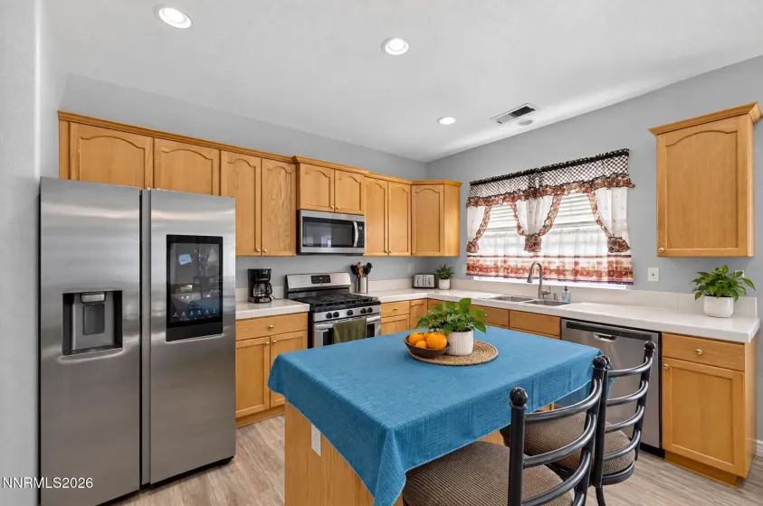 279 Jordan, Fernley, Nevada 89408, 4 Bedrooms Bedrooms, ,3 BathroomsBathrooms,Residential,Residential,Jordan,0,260012661