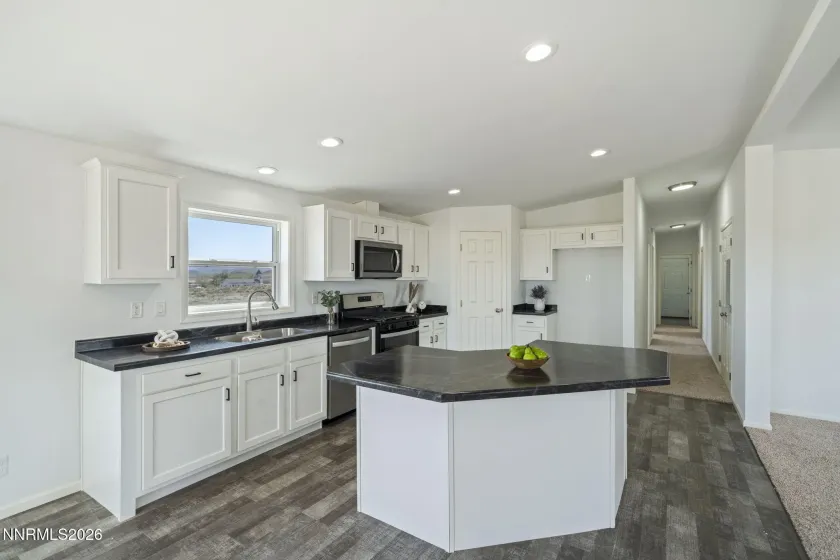 1440 Cooney, Silver Springs, Nevada 89429, 3 Bedrooms Bedrooms, ,2 BathroomsBathrooms,Residential,Residential,Cooney,0,260012664