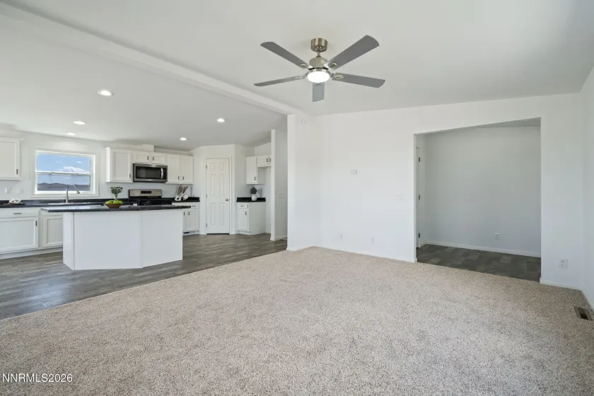 1440 Cooney, Silver Springs, Nevada 89429, 3 Bedrooms Bedrooms, ,2 BathroomsBathrooms,Residential,Residential,Cooney,0,260012664