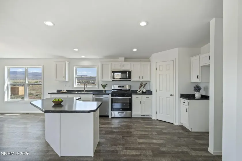 1440 Cooney, Silver Springs, Nevada 89429, 3 Bedrooms Bedrooms, ,2 BathroomsBathrooms,Residential,Residential,Cooney,0,260012664
