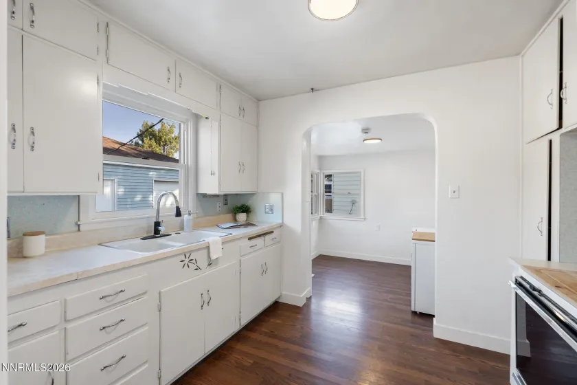 974 6th, Sparks, Nevada 89431, 2 Bedrooms Bedrooms, ,1 BathroomBathrooms,Residential,Residential,6th,0,260012666