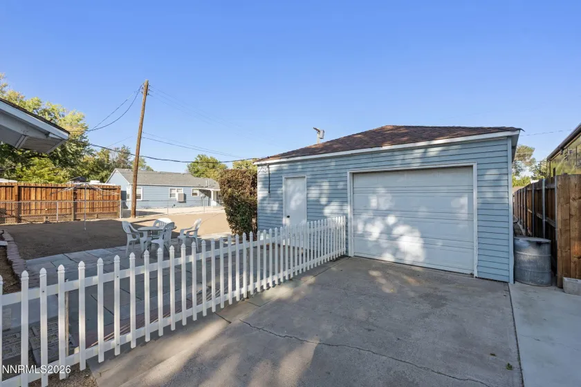 974 6th, Sparks, Nevada 89431, 2 Bedrooms Bedrooms, ,1 BathroomBathrooms,Residential,Residential,6th,0,260012666