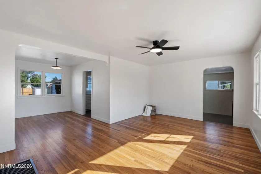 974 6th, Sparks, Nevada 89431, 2 Bedrooms Bedrooms, ,1 BathroomBathrooms,Residential,Residential,6th,0,260012666