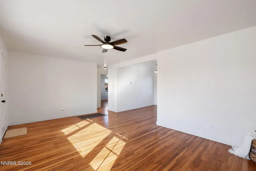 974 6th, Sparks, Nevada 89431, 2 Bedrooms Bedrooms, ,1 BathroomBathrooms,Residential,Residential,6th,0,260012666