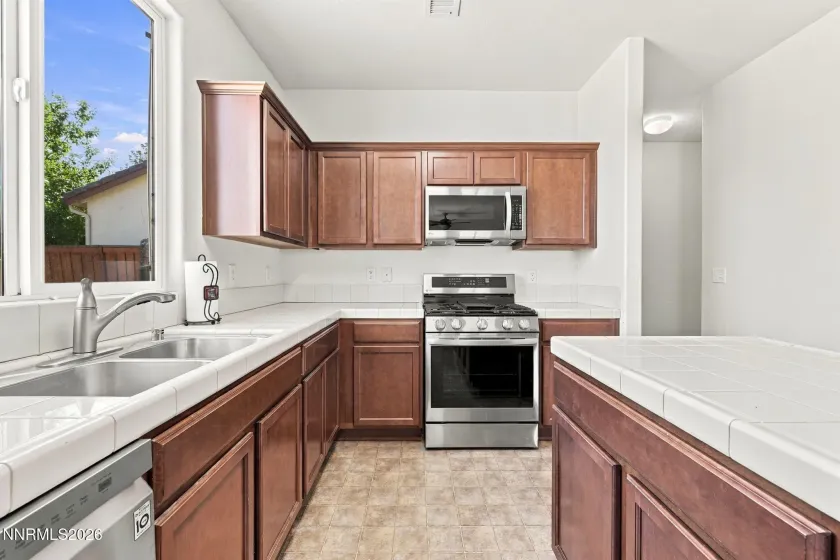 11640 Verazae, Reno, Nevada 89521, 4 Bedrooms Bedrooms, ,3 BathroomsBathrooms,Residential,Residential,Verazae,0,260012667
