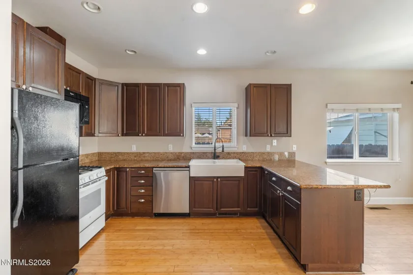 880 Salazar, Reno, Nevada 89509, 3 Bedrooms Bedrooms, ,3 BathroomsBathrooms,Residential,Residential,Salazar,0,260012669