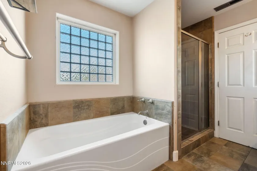 880 Salazar, Reno, Nevada 89509, 3 Bedrooms Bedrooms, ,3 BathroomsBathrooms,Residential,Residential,Salazar,0,260012669