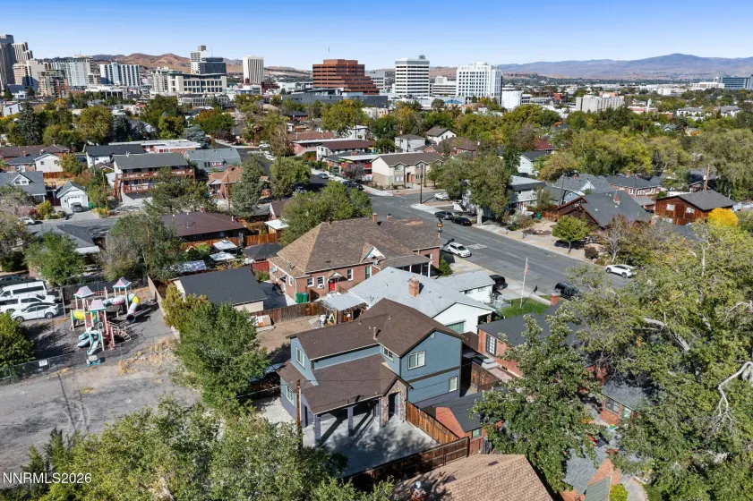 880 Salazar, Reno, Nevada 89509, 3 Bedrooms Bedrooms, ,3 BathroomsBathrooms,Residential,Residential,Salazar,0,260012669