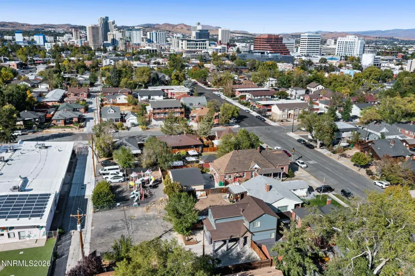 880 Salazar, Reno, Nevada 89509, 3 Bedrooms Bedrooms, ,3 BathroomsBathrooms,Residential,Residential,Salazar,0,260012669