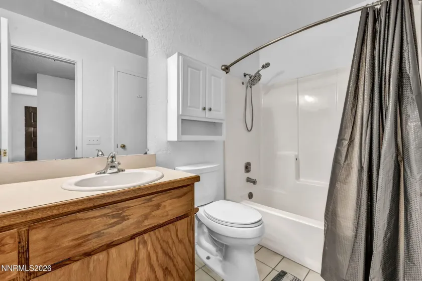 5015 Reggie, Reno, Nevada 89502, 2 Bedrooms Bedrooms, ,2 BathroomsBathrooms,Residential,Residential,Reggie,0,260012673