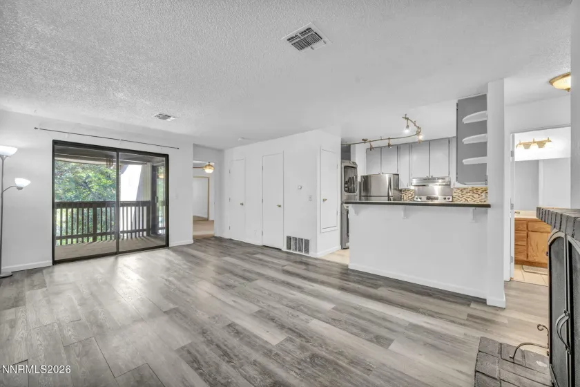 5015 Reggie, Reno, Nevada 89502, 2 Bedrooms Bedrooms, ,2 BathroomsBathrooms,Residential,Residential,Reggie,0,260012673