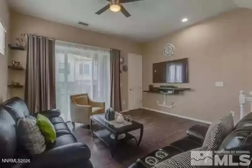 3088 Sterling Ridge, Sparks, Nevada 89431, 3 Bedrooms Bedrooms, ,2 BathroomsBathrooms,Residential,Residential,Sterling Ridge,0,260012675