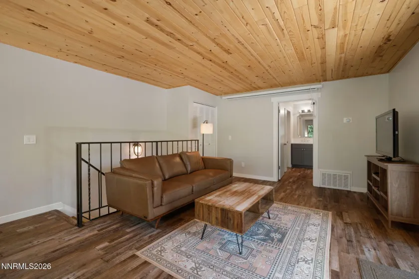 100 Lake Village, Stateline, Nevada 89449, 4 Bedrooms Bedrooms, ,3 BathroomsBathrooms,Residential,Residential,Lake Village,0,260006775