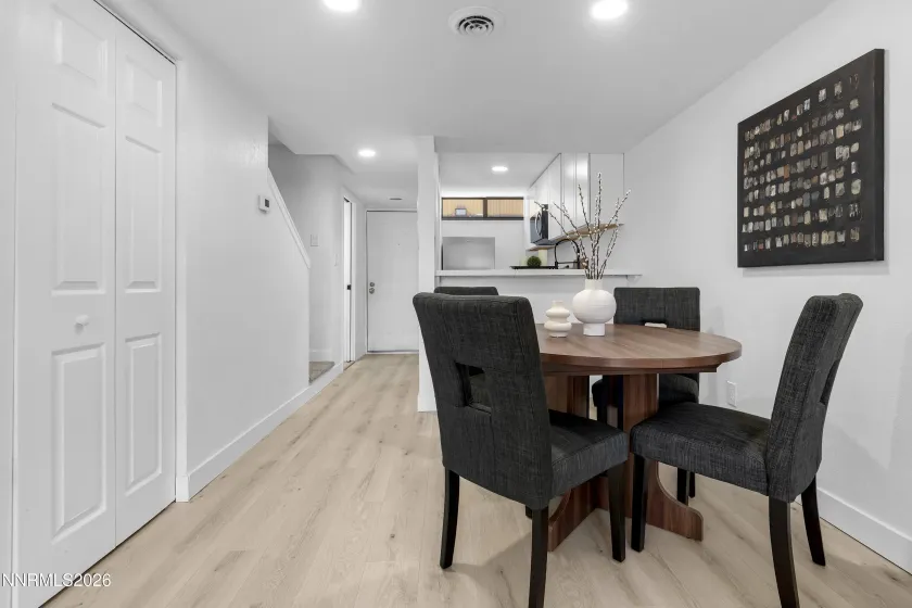 861 Nutmeg, Reno, Nevada 89502, 2 Bedrooms Bedrooms, ,2 BathroomsBathrooms,Residential,Residential,Nutmeg,0,260012686