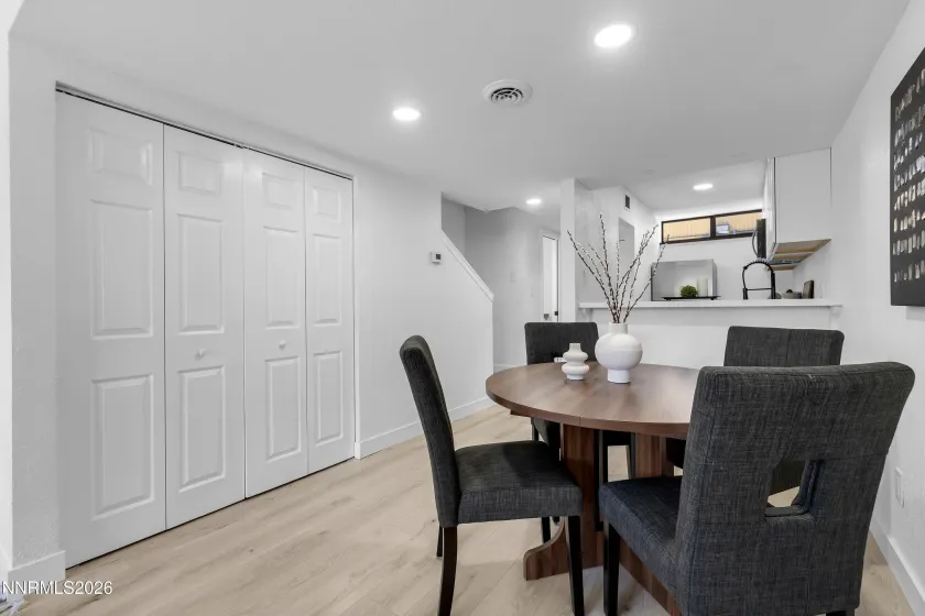 861 Nutmeg, Reno, Nevada 89502, 2 Bedrooms Bedrooms, ,2 BathroomsBathrooms,Residential,Residential,Nutmeg,0,260012686