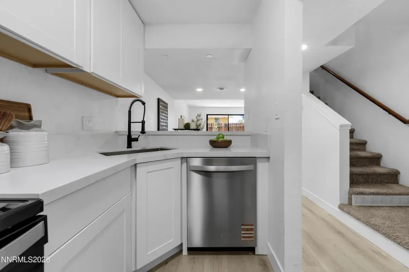 861 Nutmeg, Reno, Nevada 89502, 2 Bedrooms Bedrooms, ,2 BathroomsBathrooms,Residential,Residential,Nutmeg,0,260012686