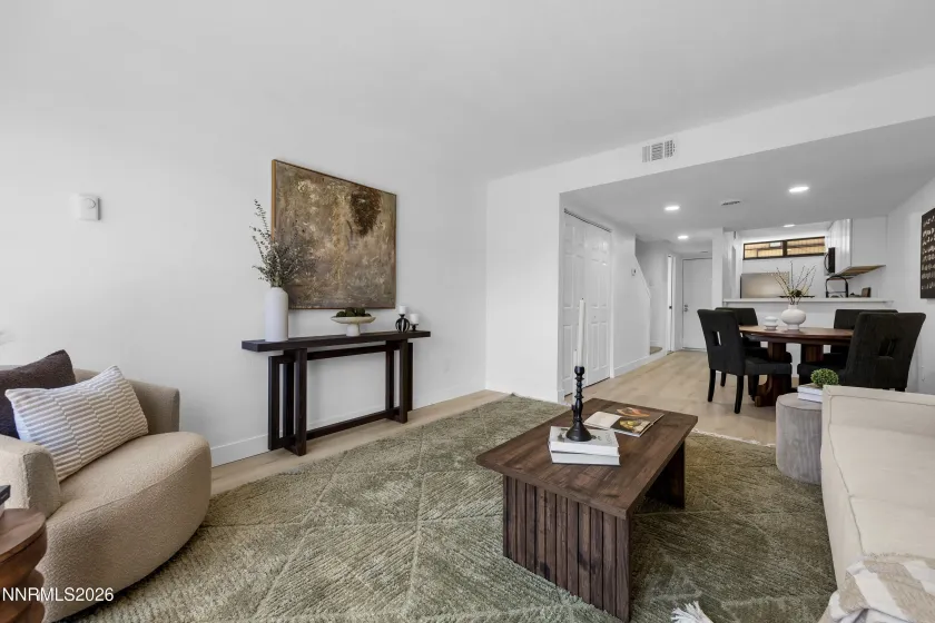 861 Nutmeg, Reno, Nevada 89502, 2 Bedrooms Bedrooms, ,2 BathroomsBathrooms,Residential,Residential,Nutmeg,0,260012686