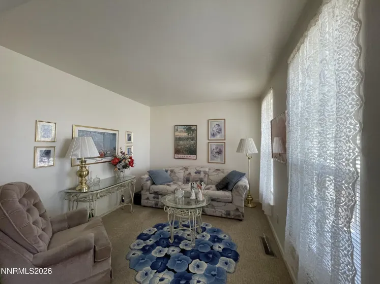 33 Mason, Yerington, Nevada 89447, 3 Bedrooms Bedrooms, ,3 BathroomsBathrooms,Residential,Residential,Mason,0,260012690