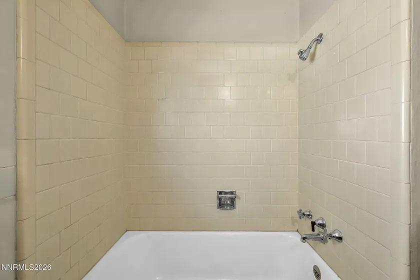 1400 Davidson, Reno, Nevada 89509, 2 Bedrooms Bedrooms, ,2 BathroomsBathrooms,Residential,Residential,Davidson,0,260012691
